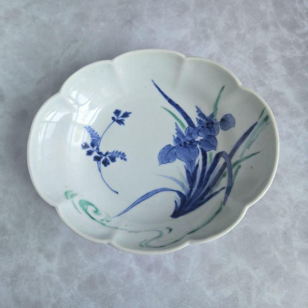 古伊万里　色絵　染付　変形皿　江戸時代　骨董　菖蒲　金直し　金継ぎ　アンティーク