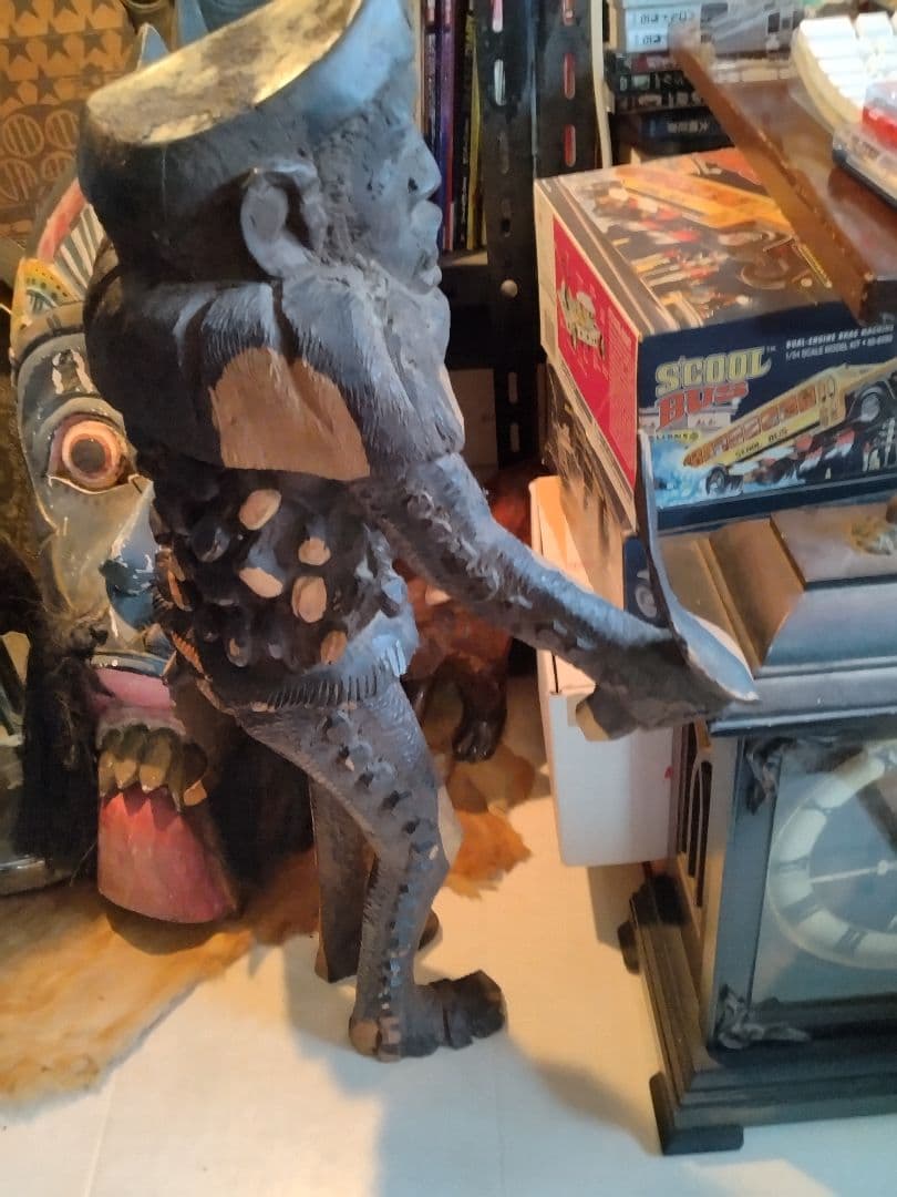 アフリカ民芸 彫像 呪術的木彫像 精霊像 トライバルアート 民族オブジェ