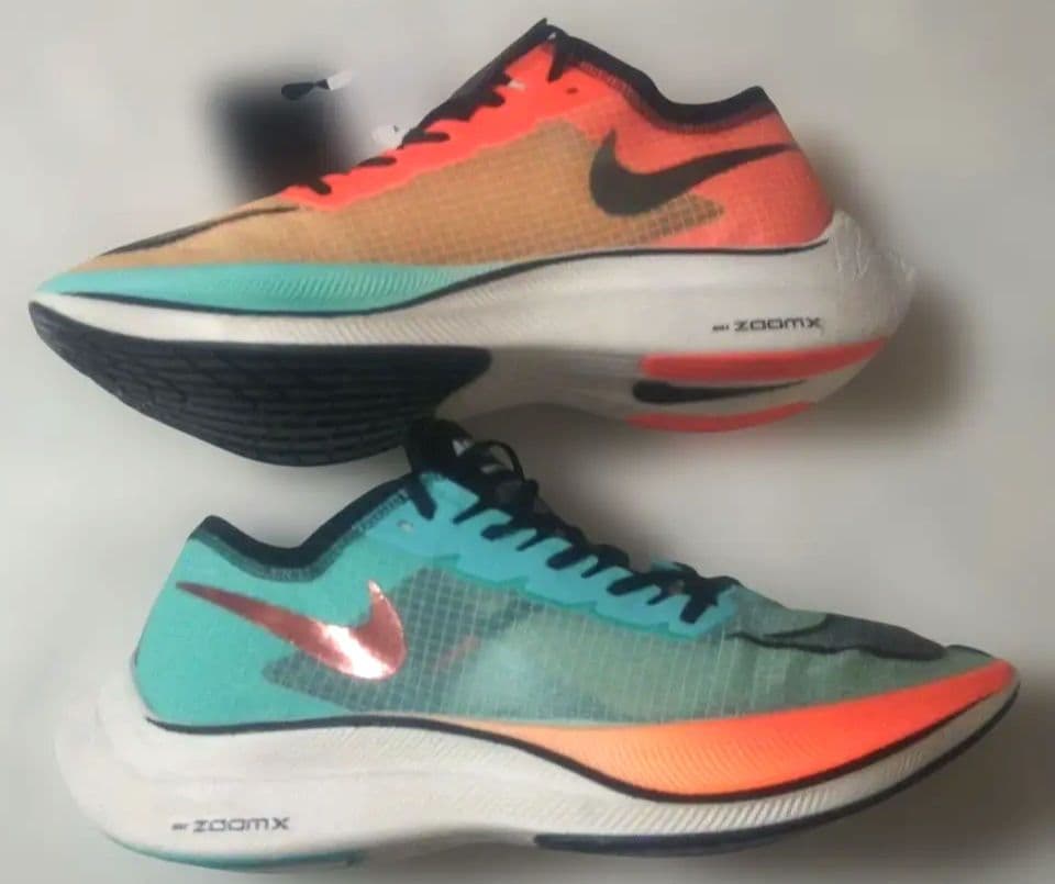 未使用⬛️NIKE ZOOMX VAPORFLY NEXT% HKNE27.5