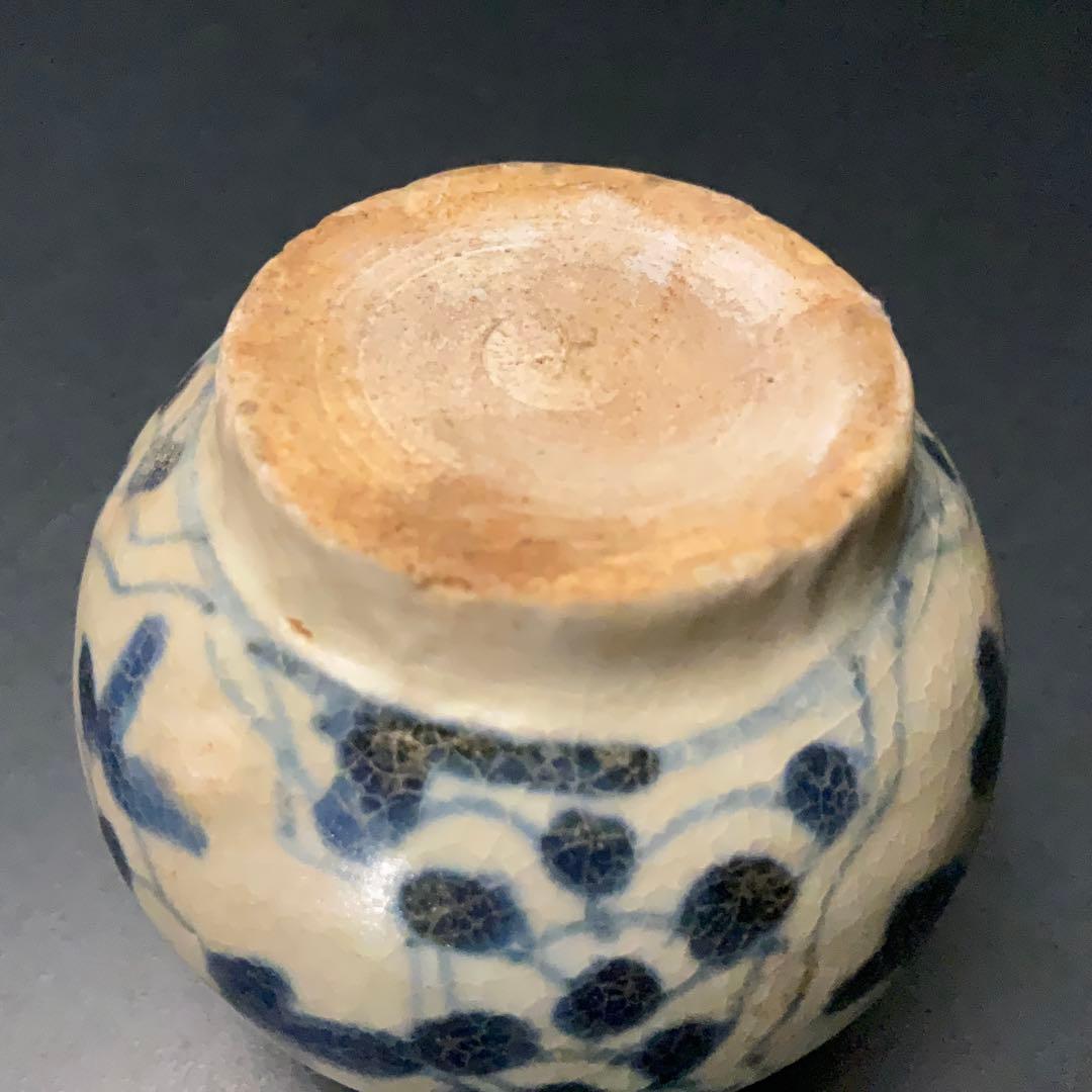 安南染付花図小壺　骨董　アンティーク　ベトナム　R1392ダM