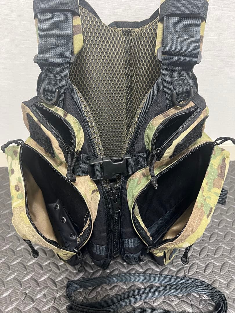 【※1/16まで】 サブロック V-ONEベスト ヴィーワンベスト