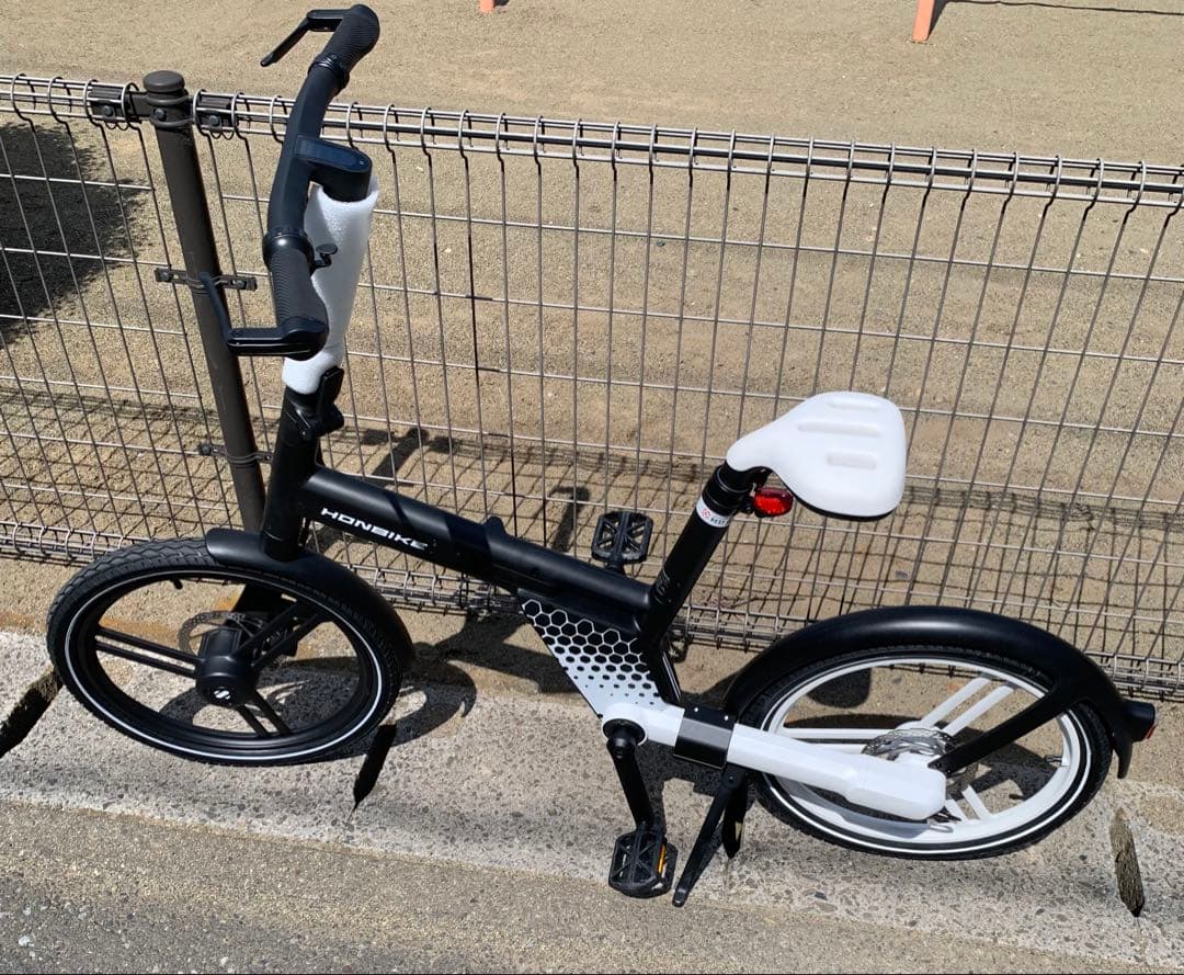 HONBIKE電動アシスト自転車スタンダート　黒白