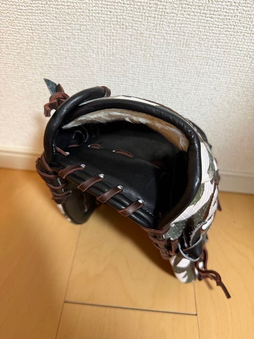 限定カラー　Wilson ワナビーヒーロー　軟式　内野手　86型