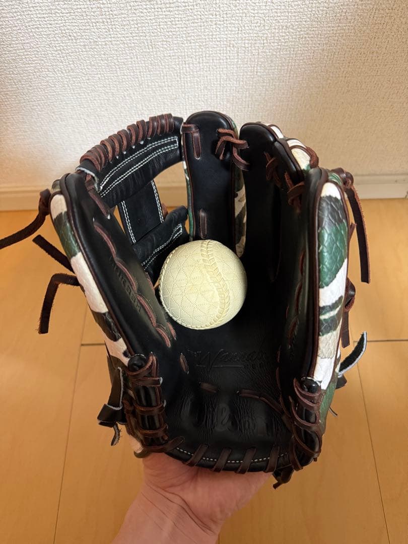 限定カラー　Wilson ワナビーヒーロー　軟式　内野手　86型
