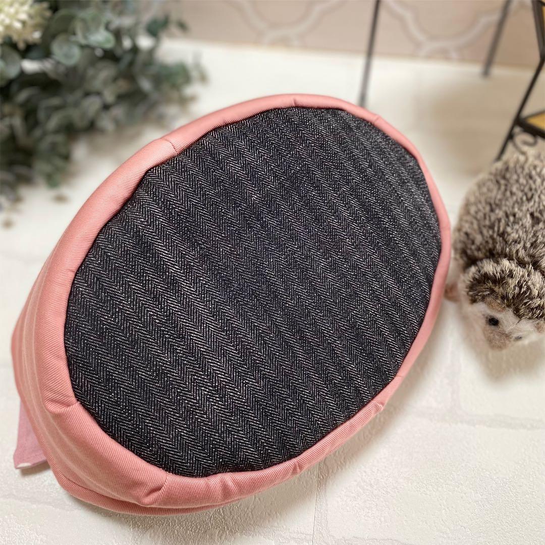 ハリネズミ寝袋　部屋んぽソファーD