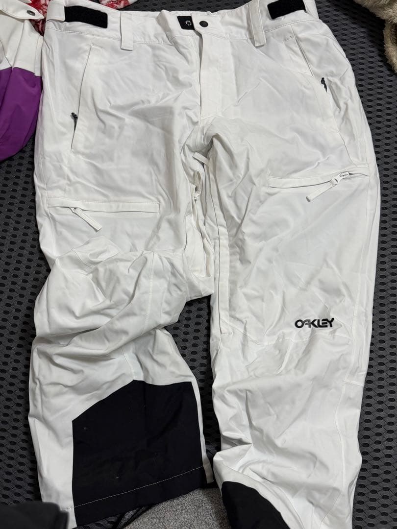 Oakley スノーウェア上下セット 美品