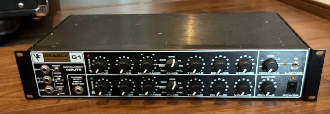 PEARCE G1 ギタープリアンプ フットスイッチ付き