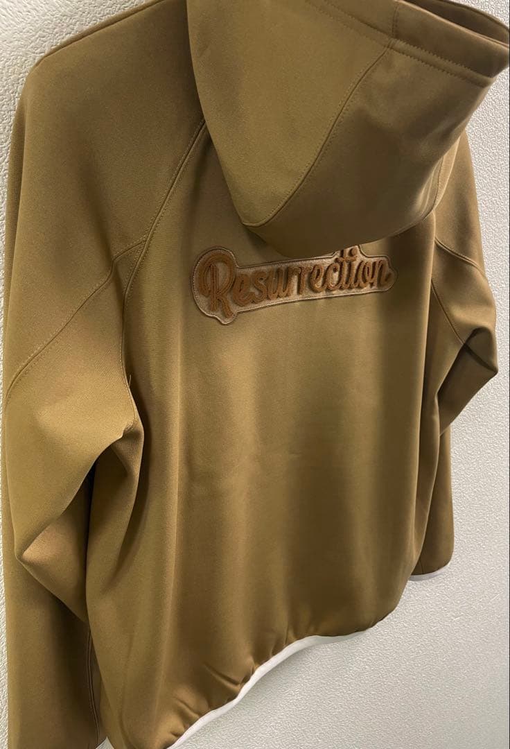 レザレクション　新品　Lサイズ キャメル　パーカー