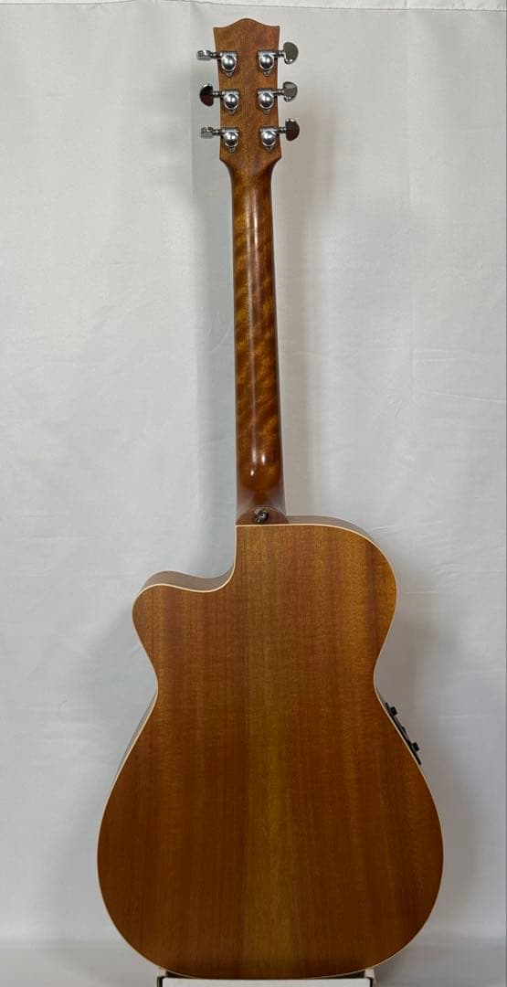 Maton EBG-808C TE 【トミー・エマニュエル シグネチャー】