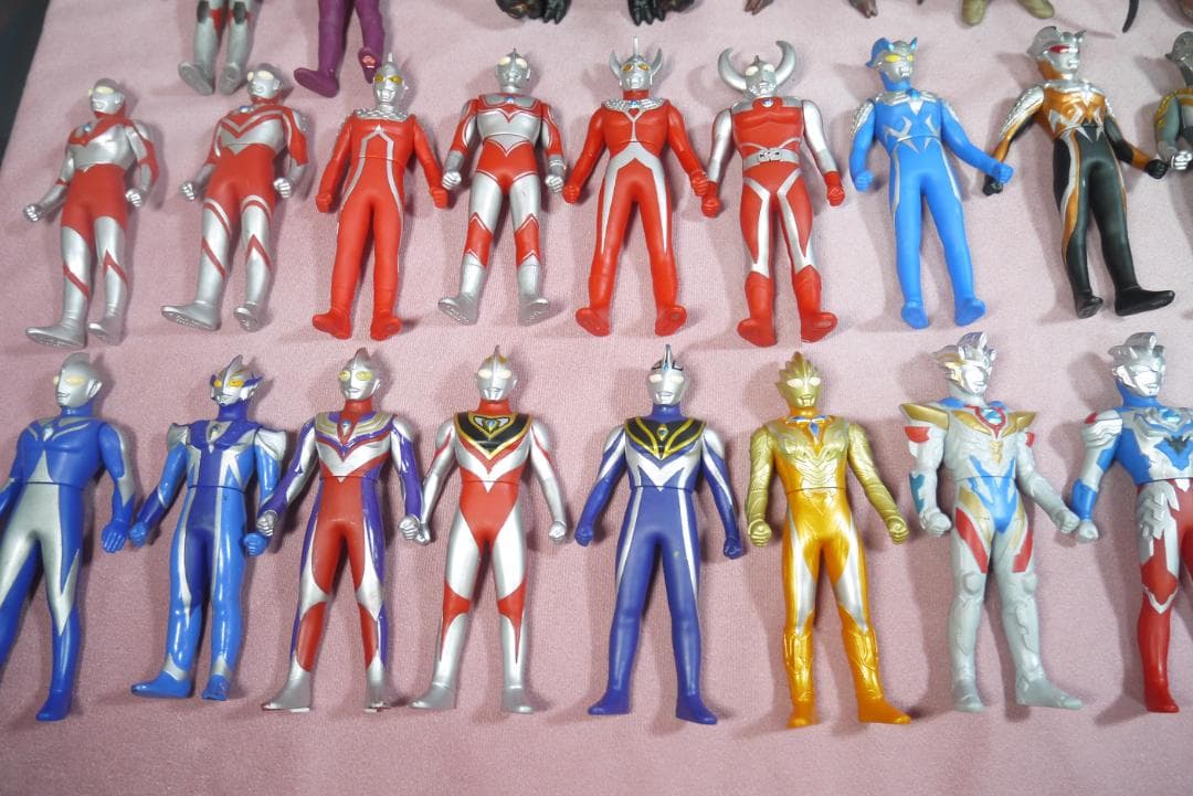 ウルトラヒーローシリーズ500　ウルトラ怪獣シリーズ500　ソフビ　68体