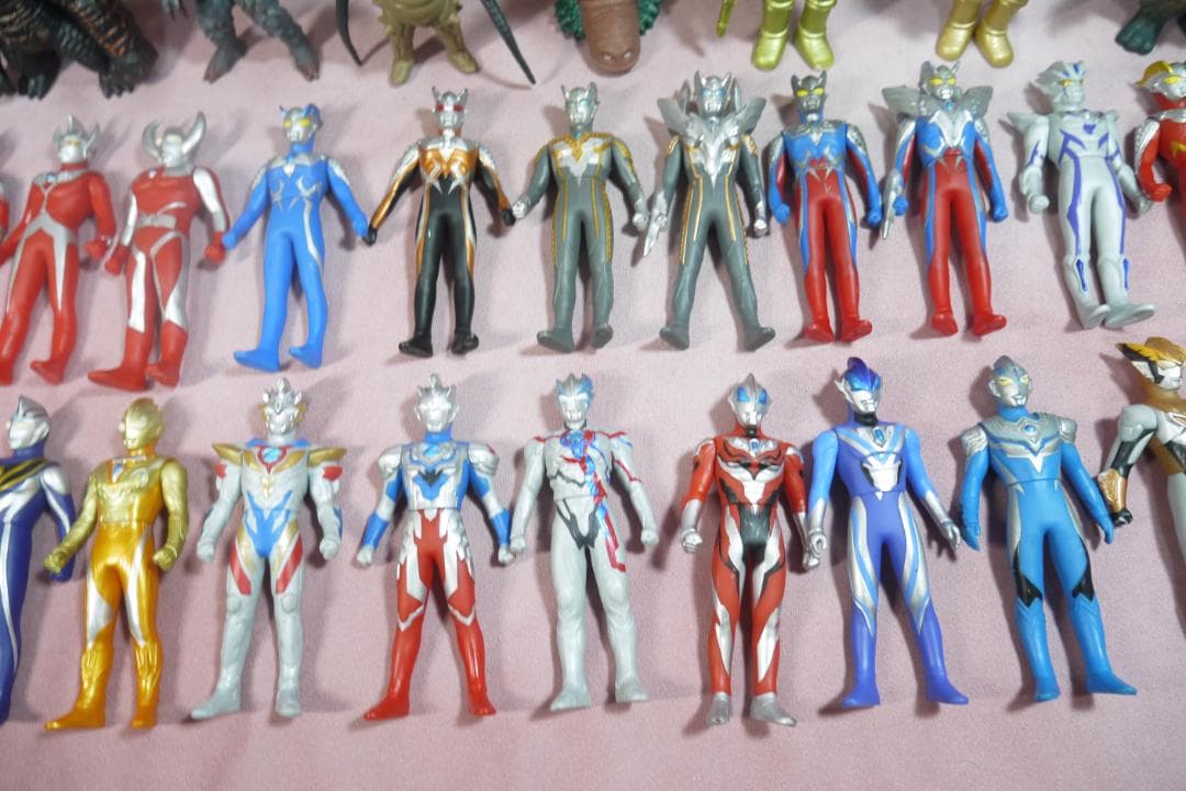 ウルトラヒーローシリーズ500　ウルトラ怪獣シリーズ500　ソフビ　68体