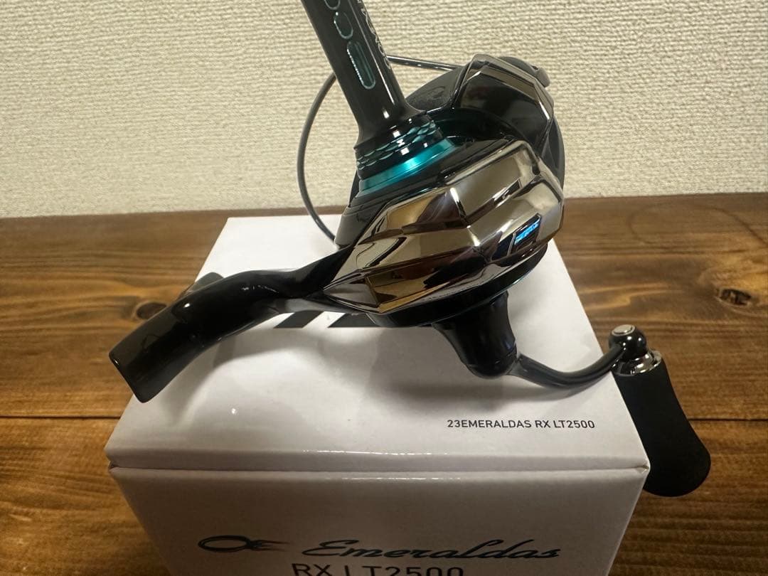 Daiwa エメラルダス RX LT2500 スピニングリール
