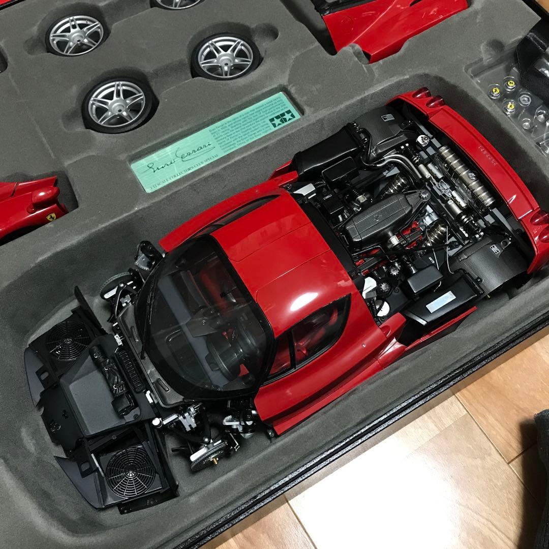 Enzo Ferrari 1/12スケールモデル