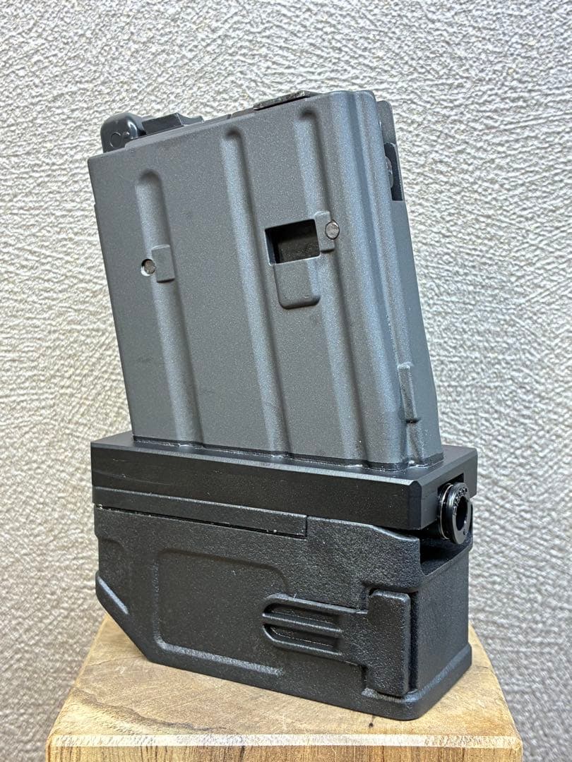 R7-13 東京マルイ GBB M4 マガジンアダプター 外部ソース仕様