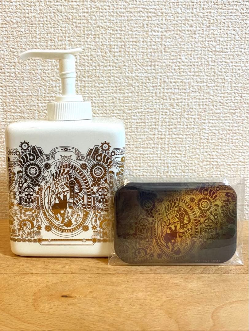 【レア・セット販売】テイルズオブゼスティリア ソープディスペンサー 缶バッジ