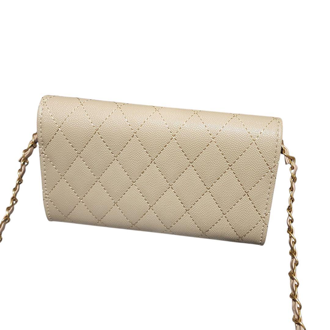 CHANEL　チェーンウォレット　長財布　ノベルティ