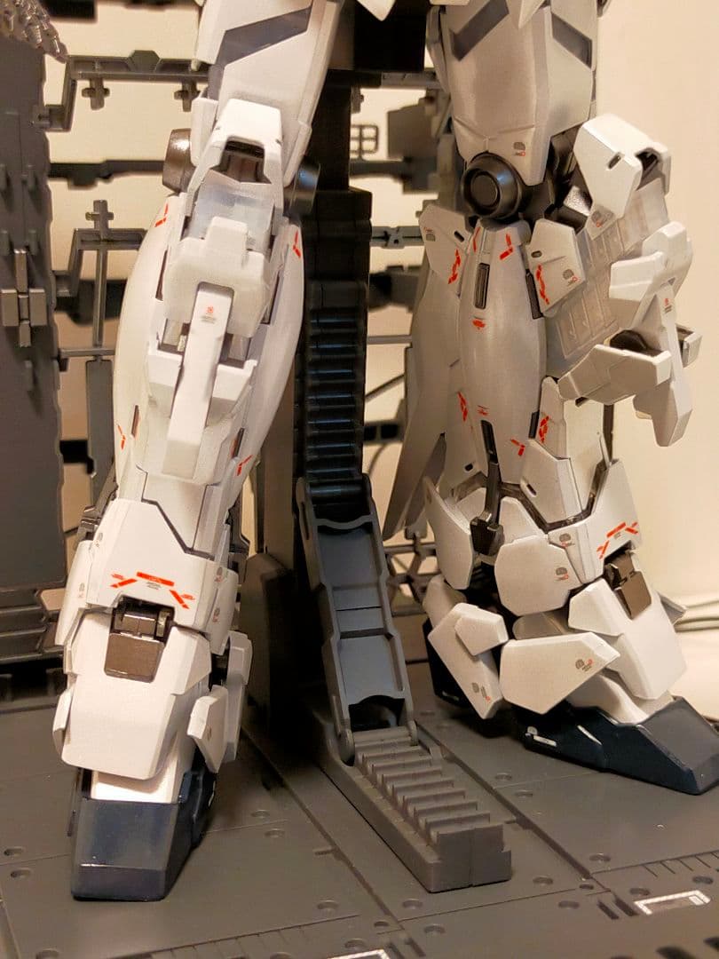 MGEX ユニコーンガンダム 全塗装