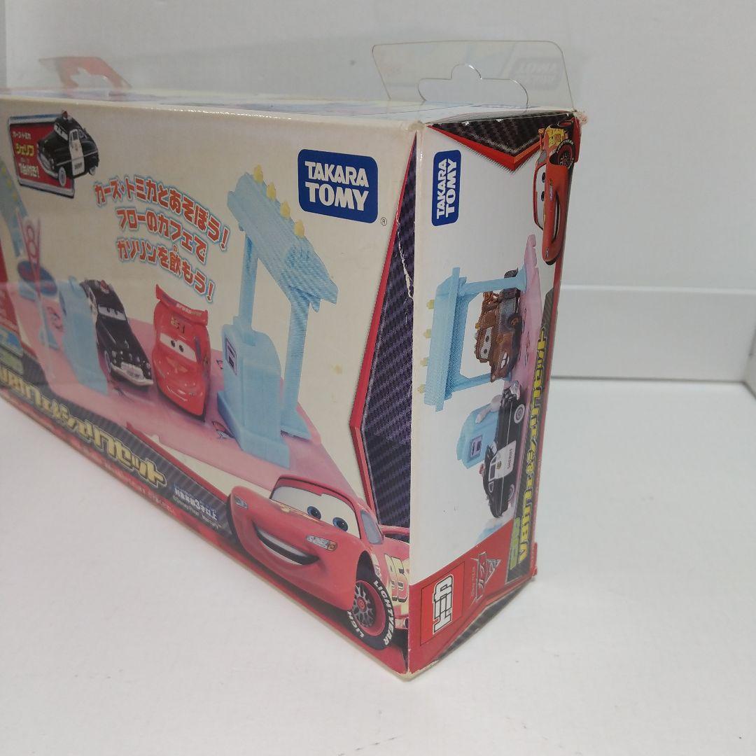 (2514)トミカ カーズ V8カフェ&シェリフセット