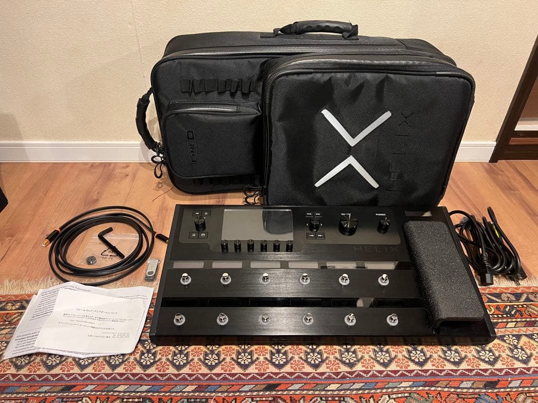 【中古美品】キャリーバッグ付き　LINE6 helix floor