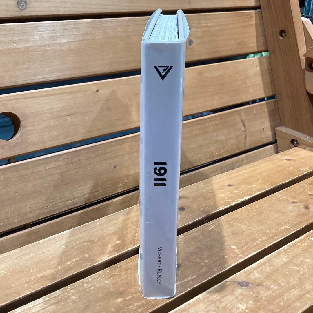 VICKERS GUIDE 1911 洋書 サイン入り