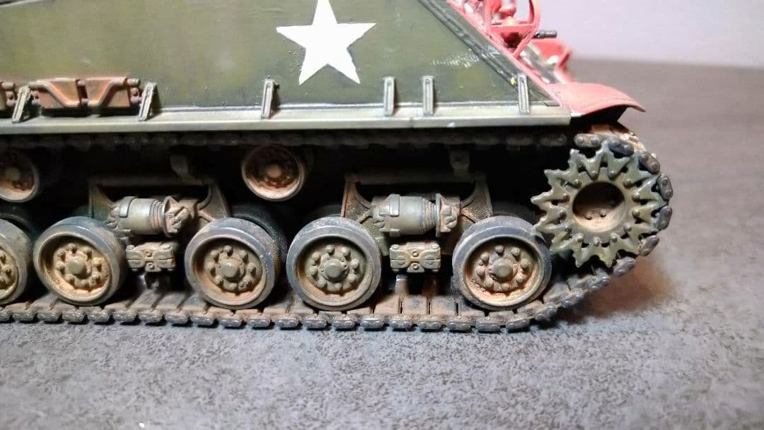 M4EG8 シャーマン戦車 1/35 スケール　朝鮮戦争仕様