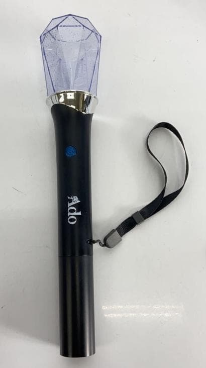 Ado 公式ライトスティック
