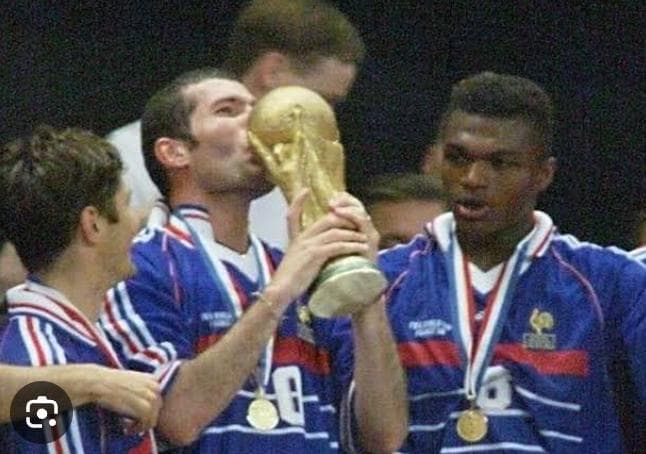 【貴重・正規品】フランス代表 98 ジダン レアルマドリード ロナウド メッシ