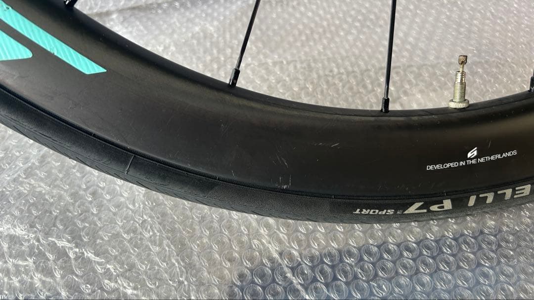 SCOPE R4 カーボンホイール前後セット 特別デカール仕様