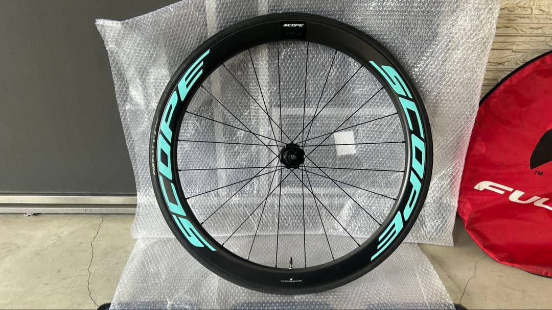 SCOPE R4 カーボンホイール前後セット 特別デカール仕様