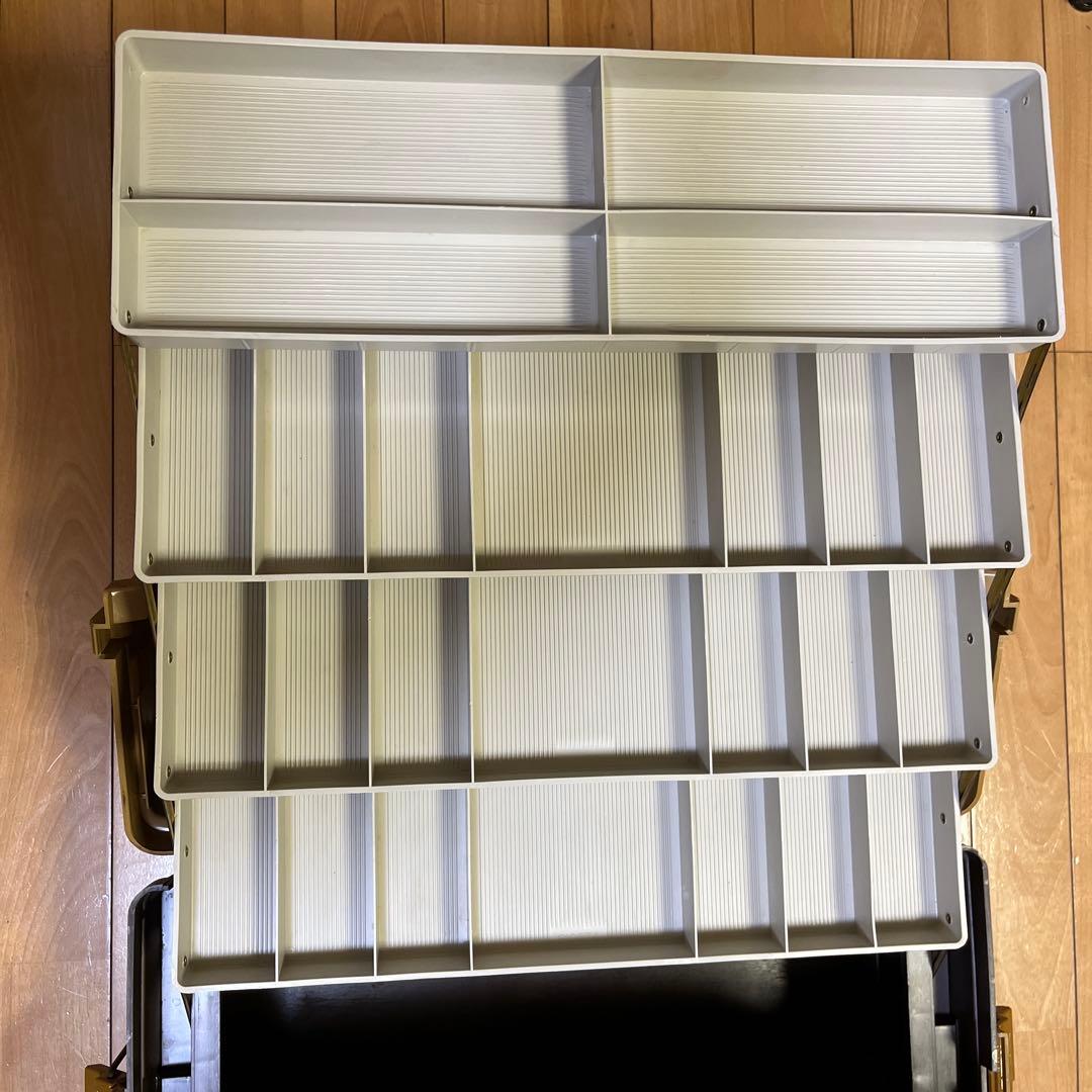 オールド　プラノ　タックルボックス