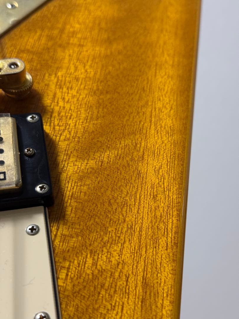 ギター Epiphone 1958 Korina Flying V