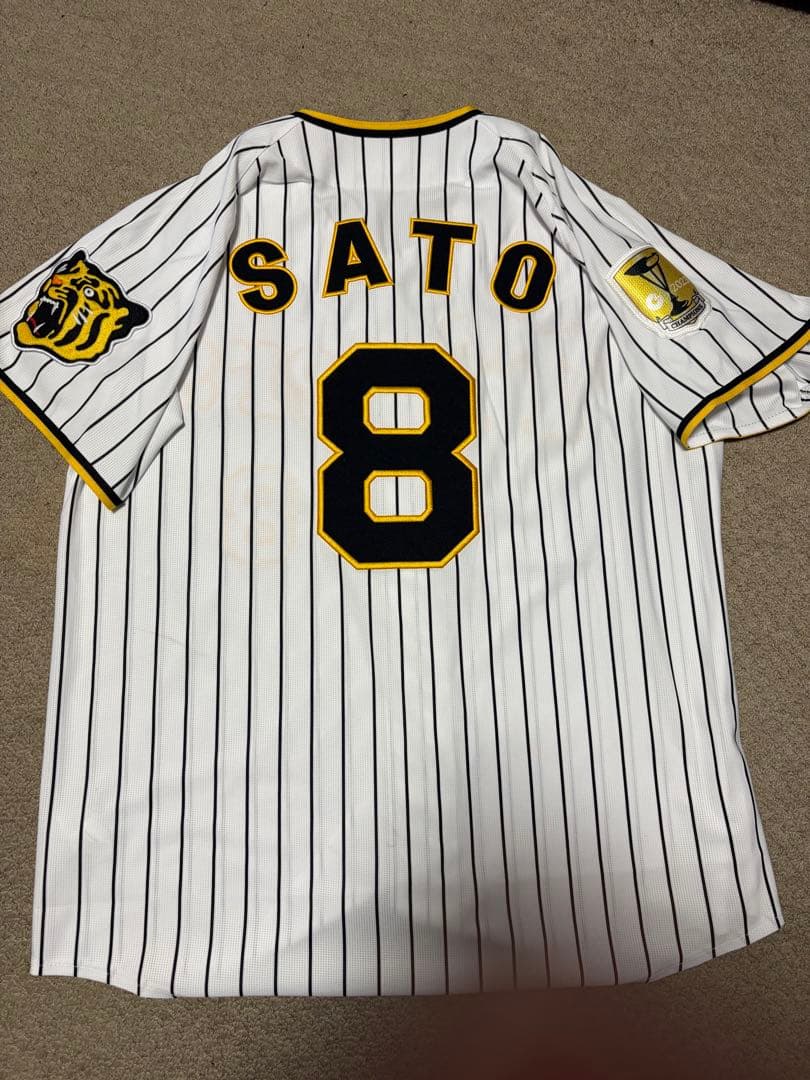 阪神タイガース 佐藤輝明 ユニフォーム Lサイズ