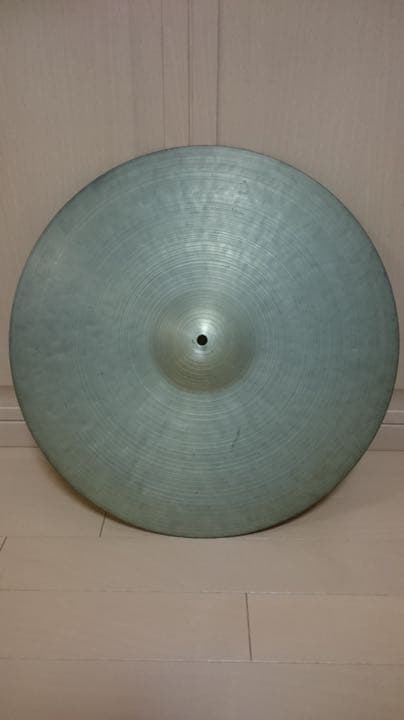 オールドKジルジャン　18インチ