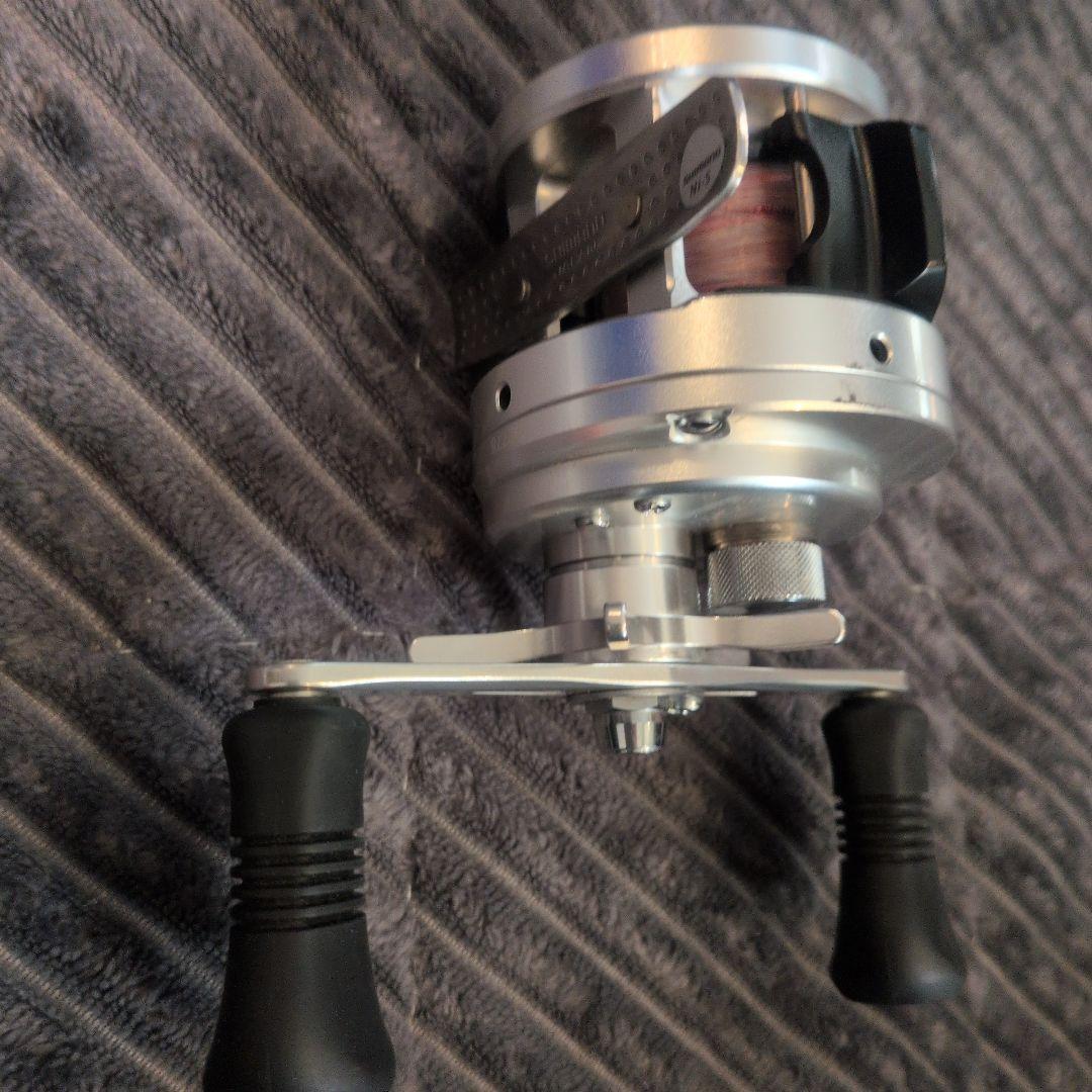 SHIMANO OCEA CALCUTTA 200HG ベイトリール