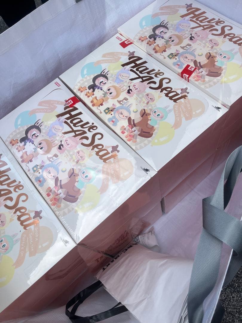 LABUBU THE MONSTERS Have A Seatぬいぐるみ新 x8