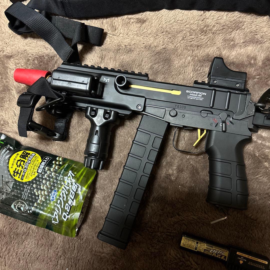 N*a様 スコーピオン M1 電動ガン