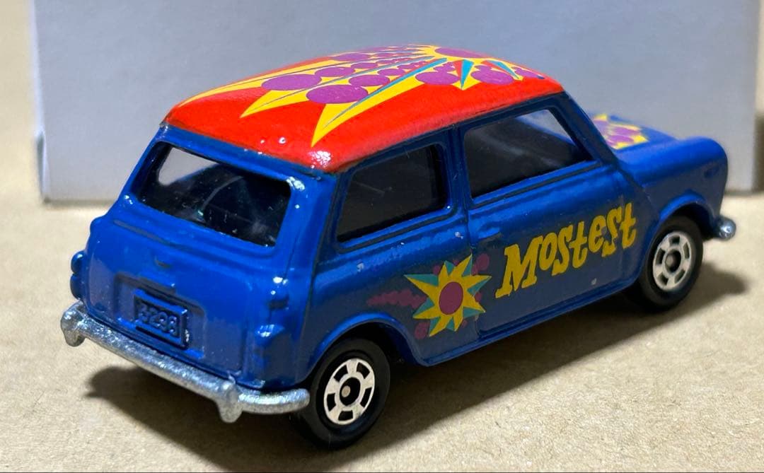 トミカ ミニクーパー トラフィック特注 ポップアート 群青色/赤ルーフ