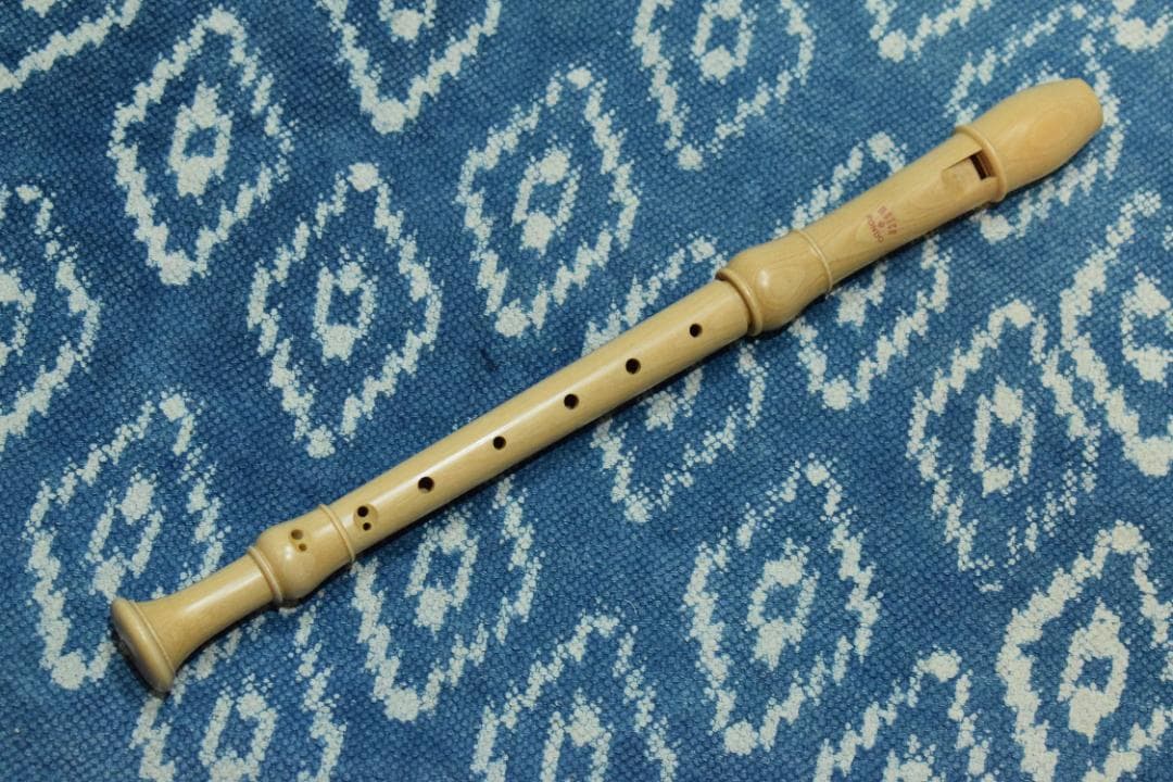 MOECK 2300 ロンド合奏用アルトリコーダー ケース付