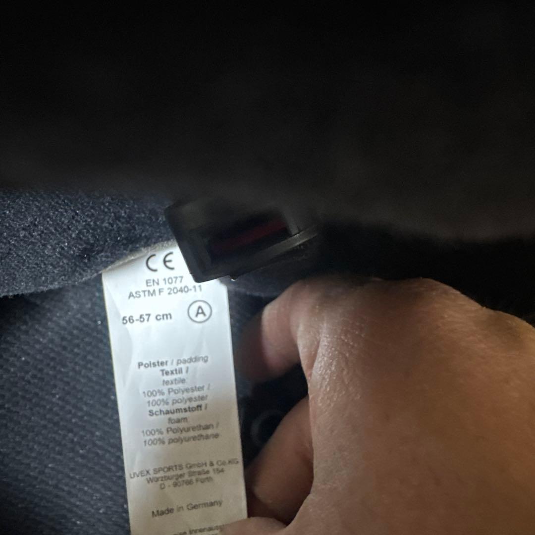 uvex ヘルメット ホワイト 収納袋付き 56-57