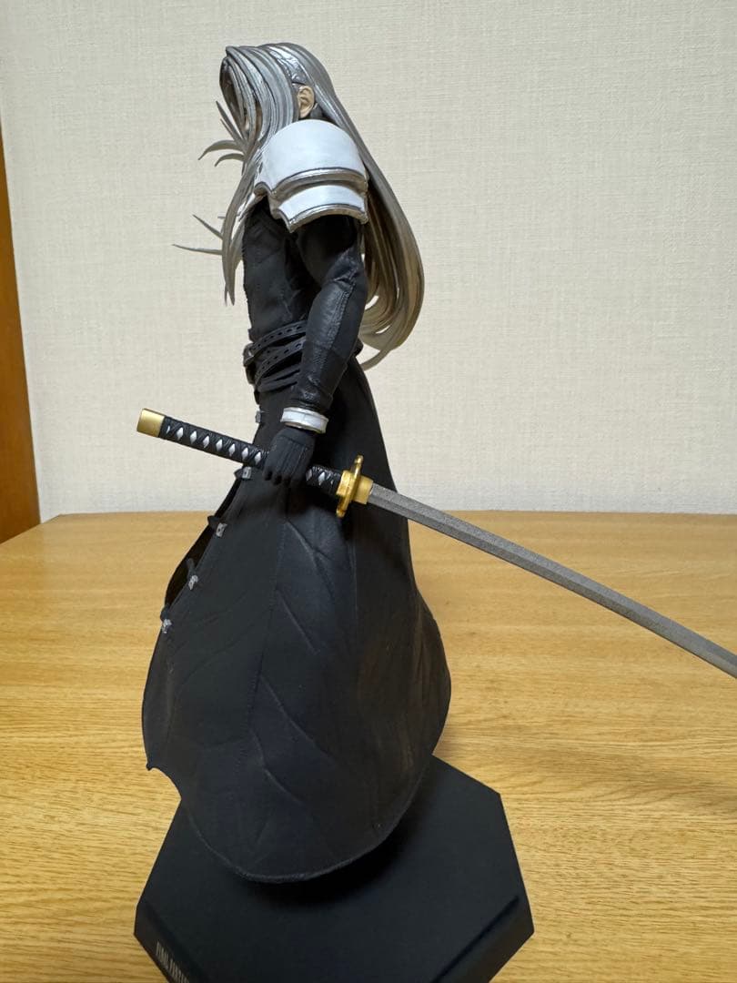 FF7リメイク発売記念くじラストワンセフィロスフィギュア開封品つや消し加工あり