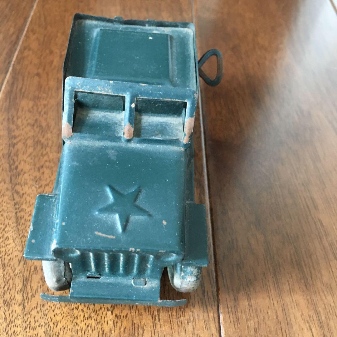 ブリキ製　ジープ