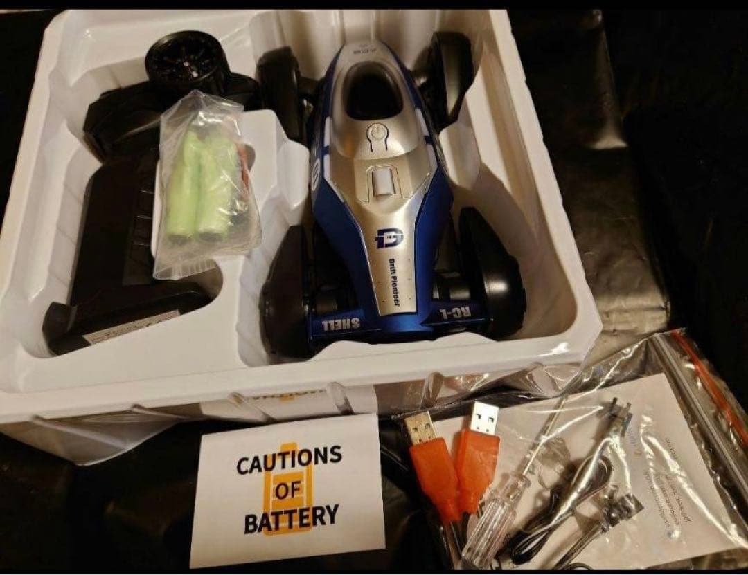 ラジコンカー こども向け オフロード DEERC ドリフト 三種の運転モード