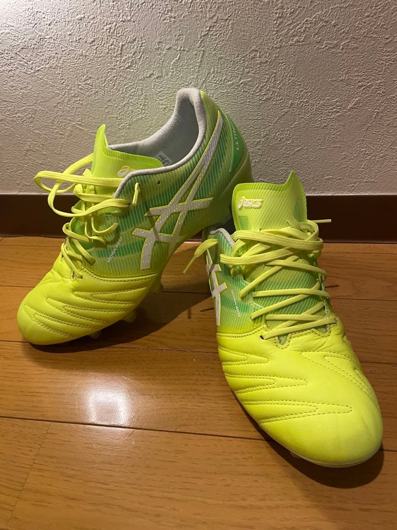 アシックス　ウルトレッツァ　3 26.0cm