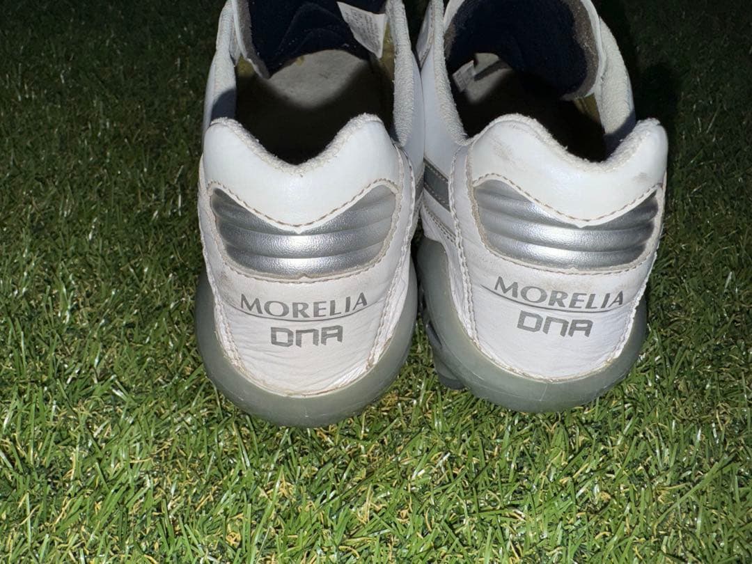 ミズノ モレリアDNA JAPAN 25.5cm ホワイト×シルバー