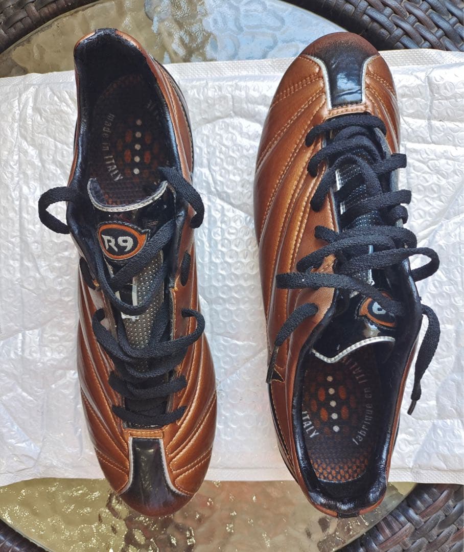 【ロナウド】イタリア製のブラウンのNikeスパイクシューズ、サイズ43.0