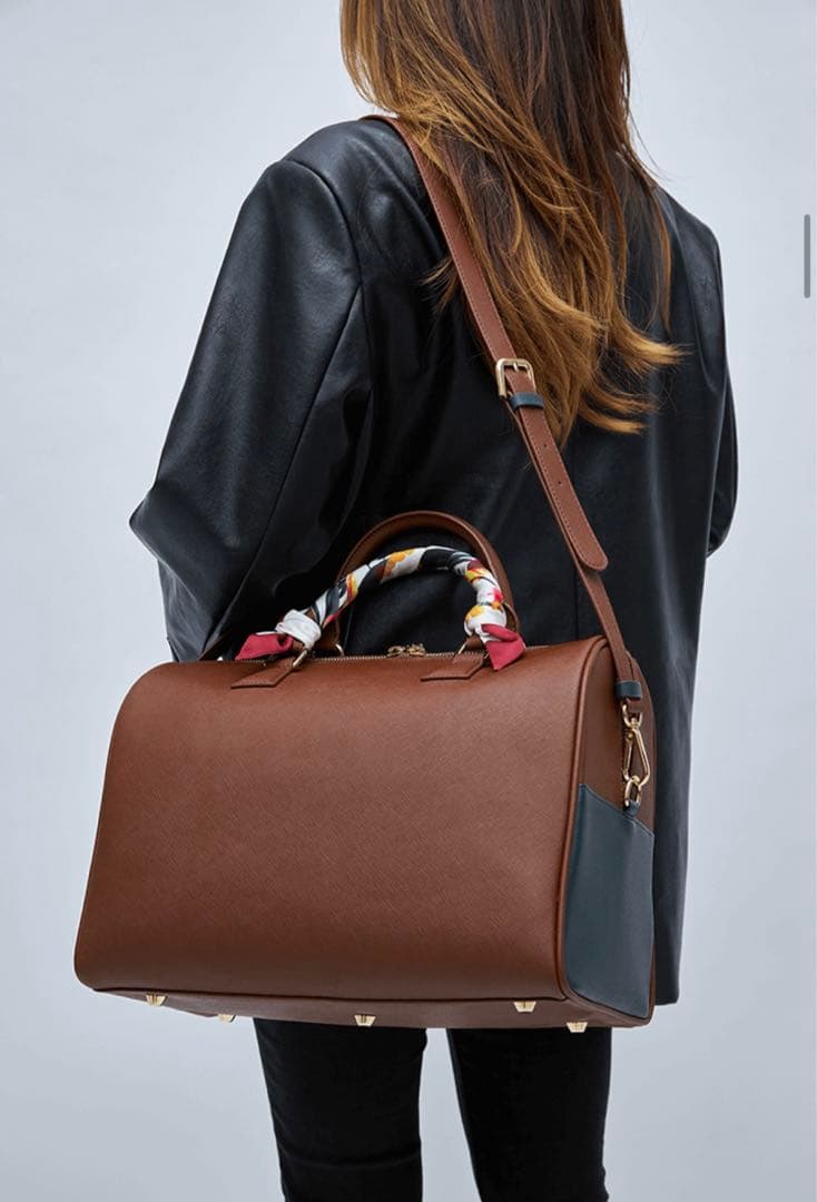 BTS 防弾少年団 V プロデュース mute Boston bag