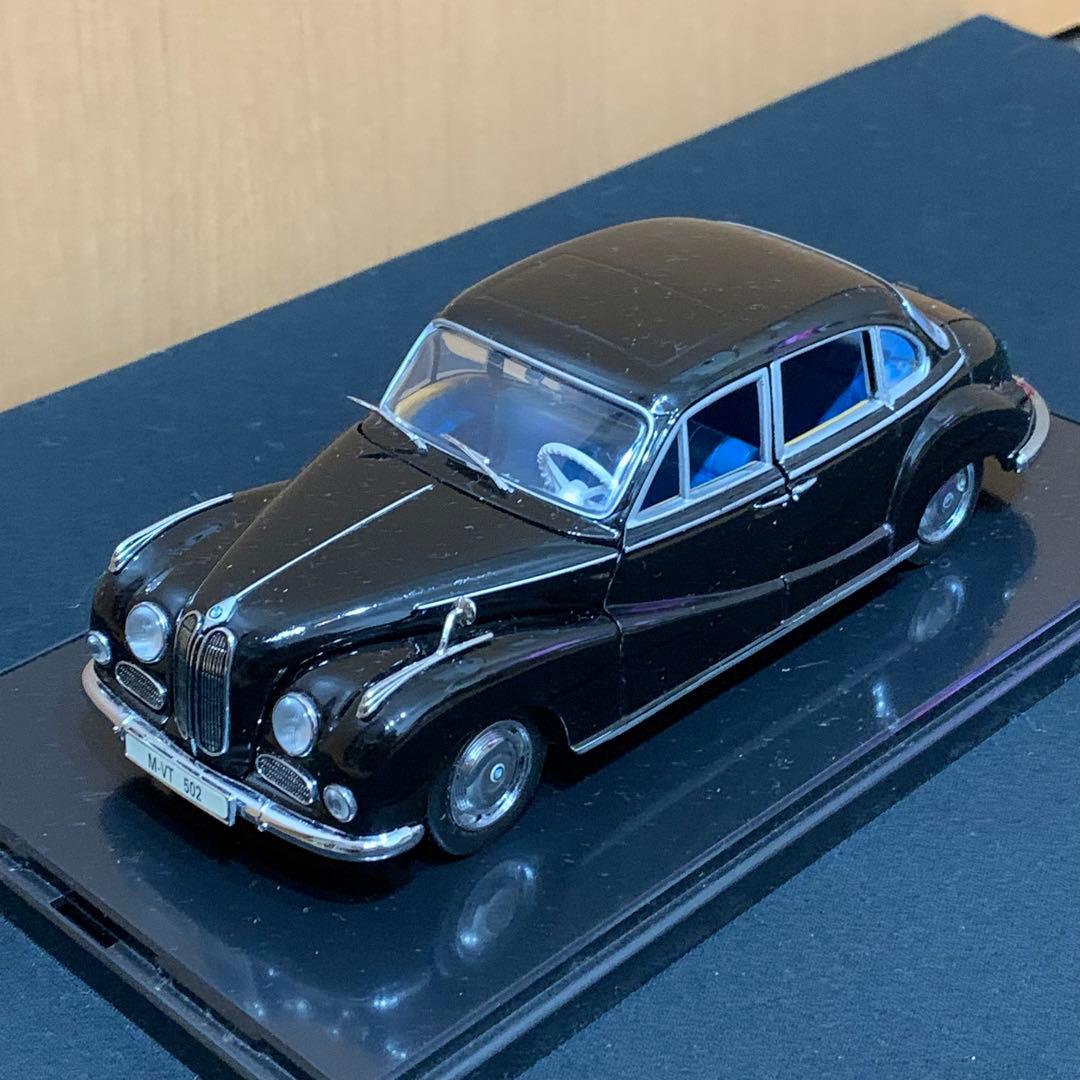  502 モデルカー クラシックカー　ダイキャスト　ミニカー