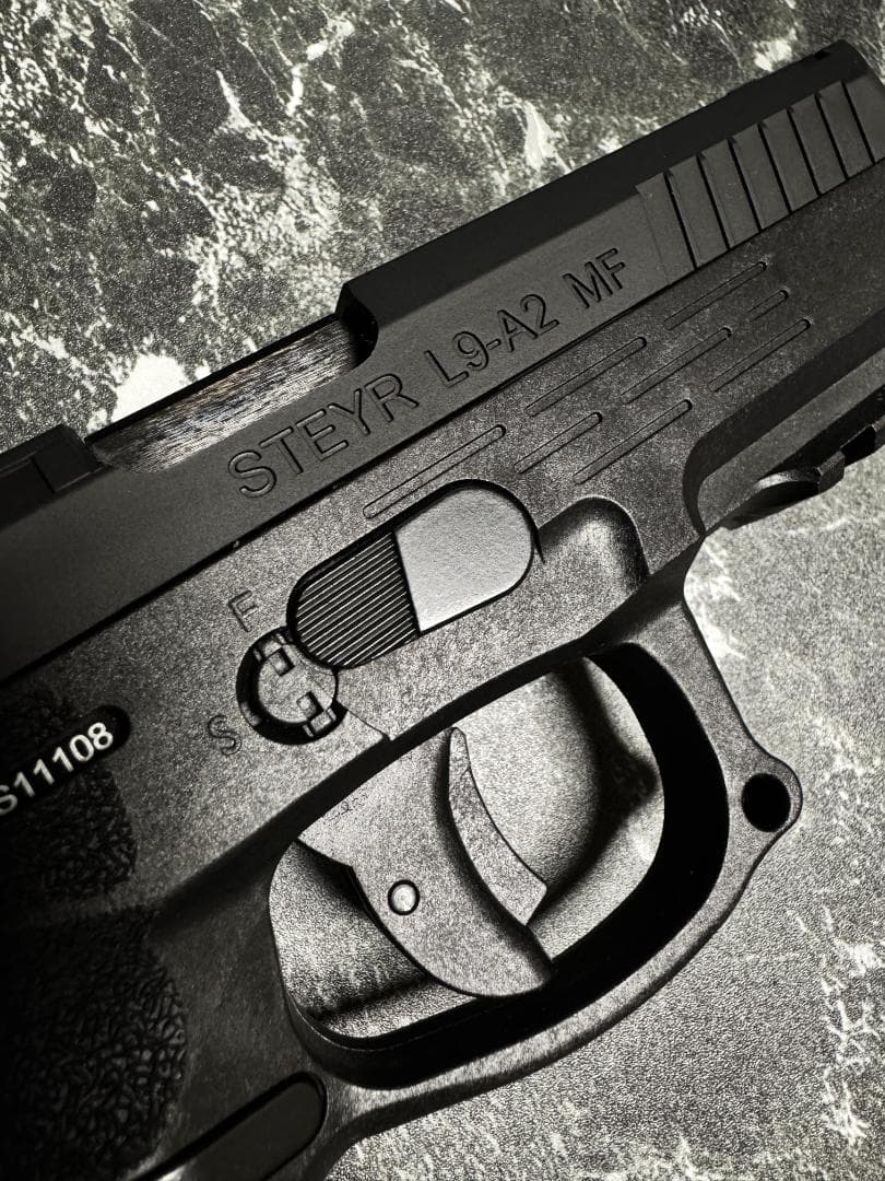 カーボネイト Carbon8 STEYR L9A2 CO2 ガスブローバック