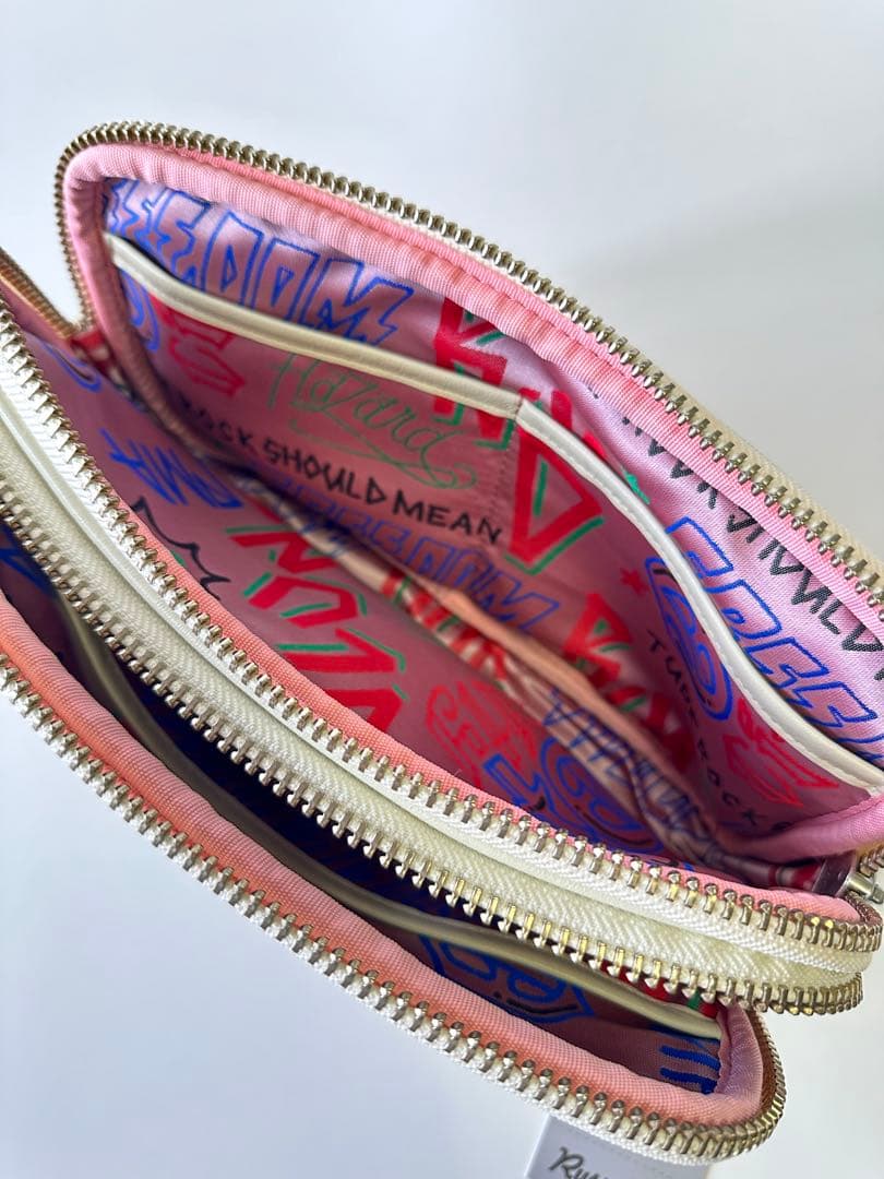 【新品未使用】ポーチ(縦:16cm横:29cmマチ:8cm) ラッセルノ1564