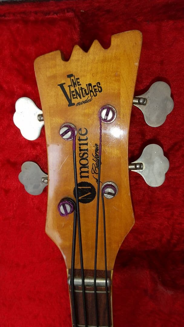 大幅値下げ‼️お超！希少！モズライト1965Bassパールホワイト